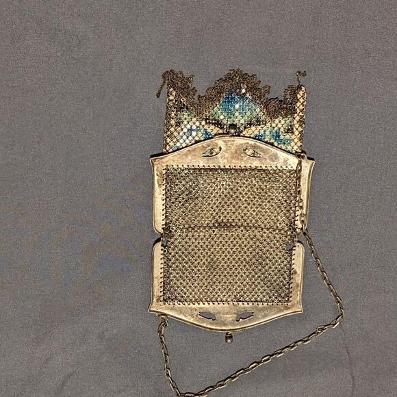 VINTAGE CIRCA 1920'S MANDALIAN MFG CO - ENAMELED FLAPPER BAG W/MIRROR - Picture 4 of 4